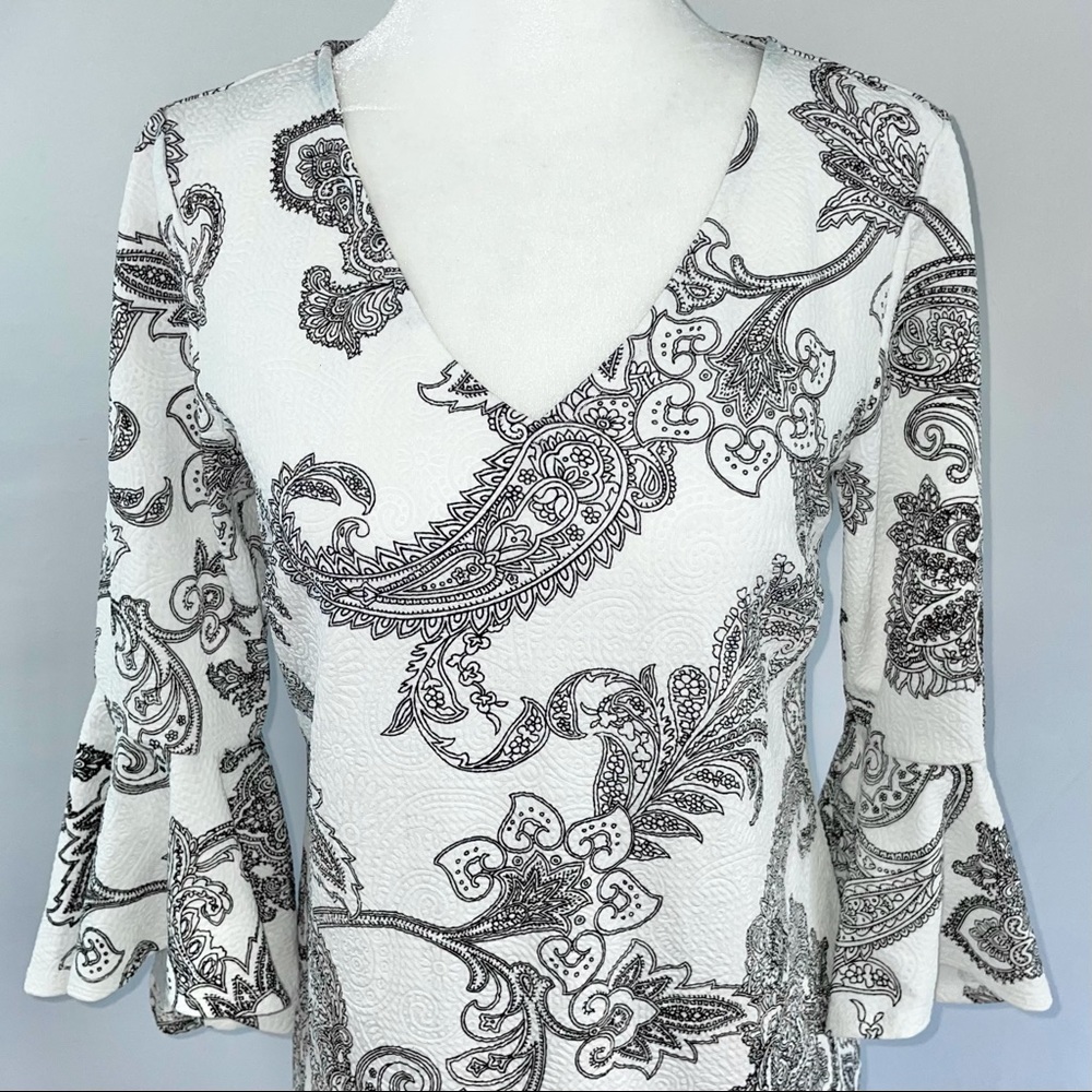 New w/ Defect MSK Petite Paisley Print Textured Knit Bell Sleeve Dress - Picture 7 of 16